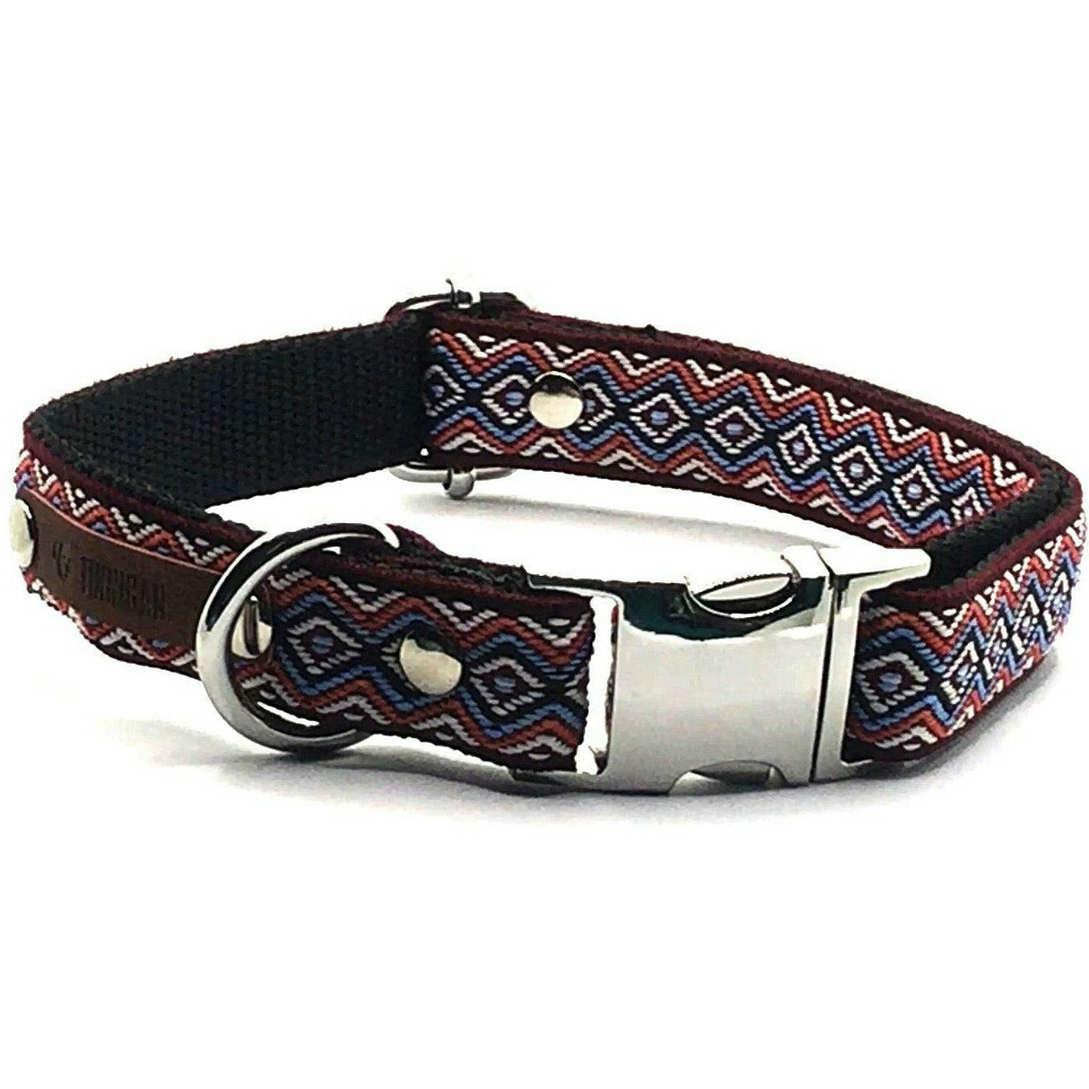 Finnigan’s Designer Dog Collar: Stylish & Durable 🐕