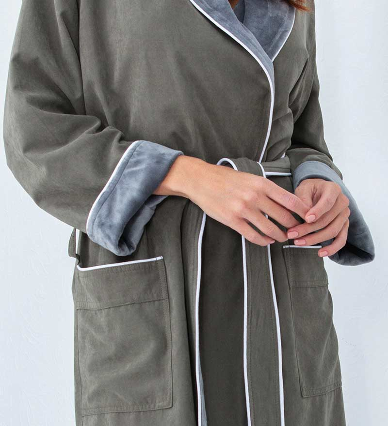 Women's Plush Microfiber Spa Robe