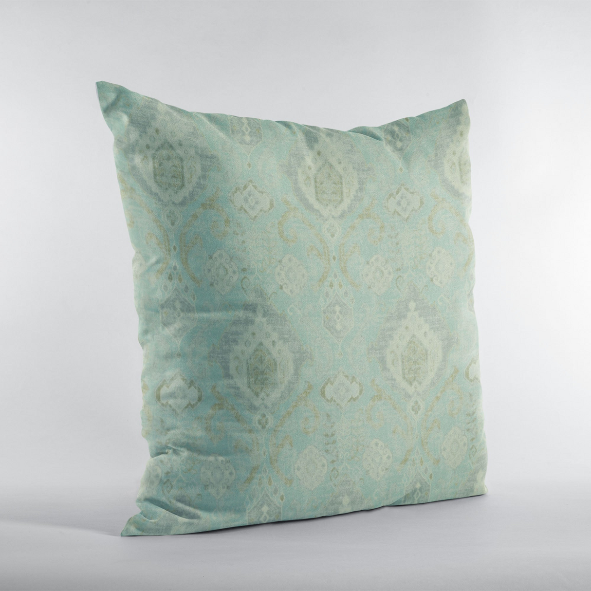 Plutus Spa Romero Woven Luxury Throw Pillow