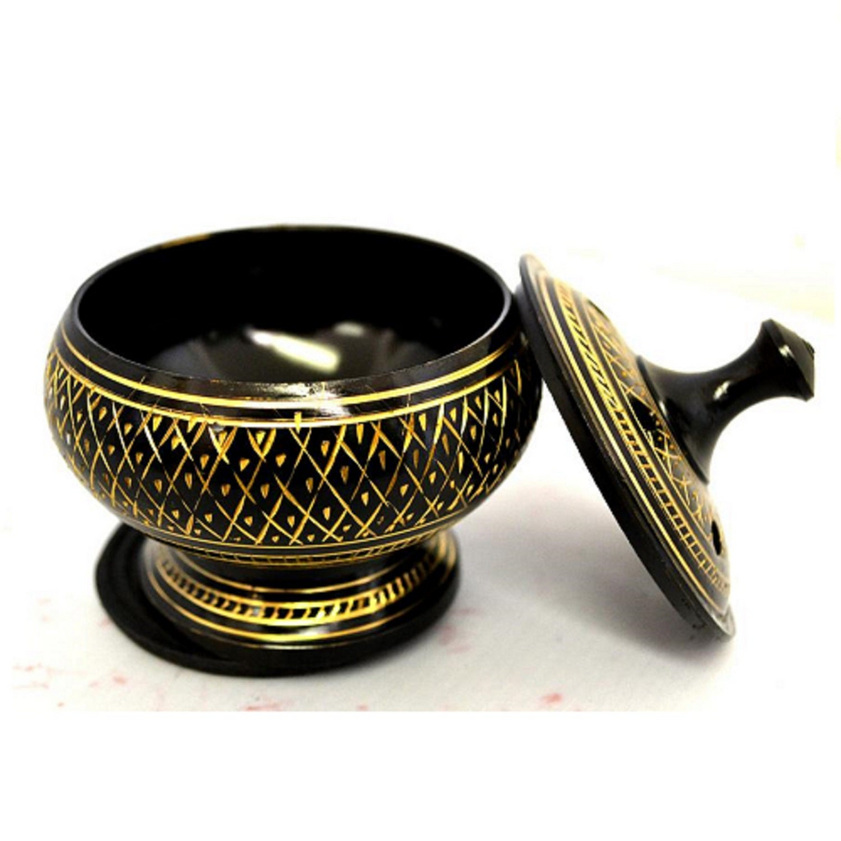 Black Carved Brass Burner with Lid