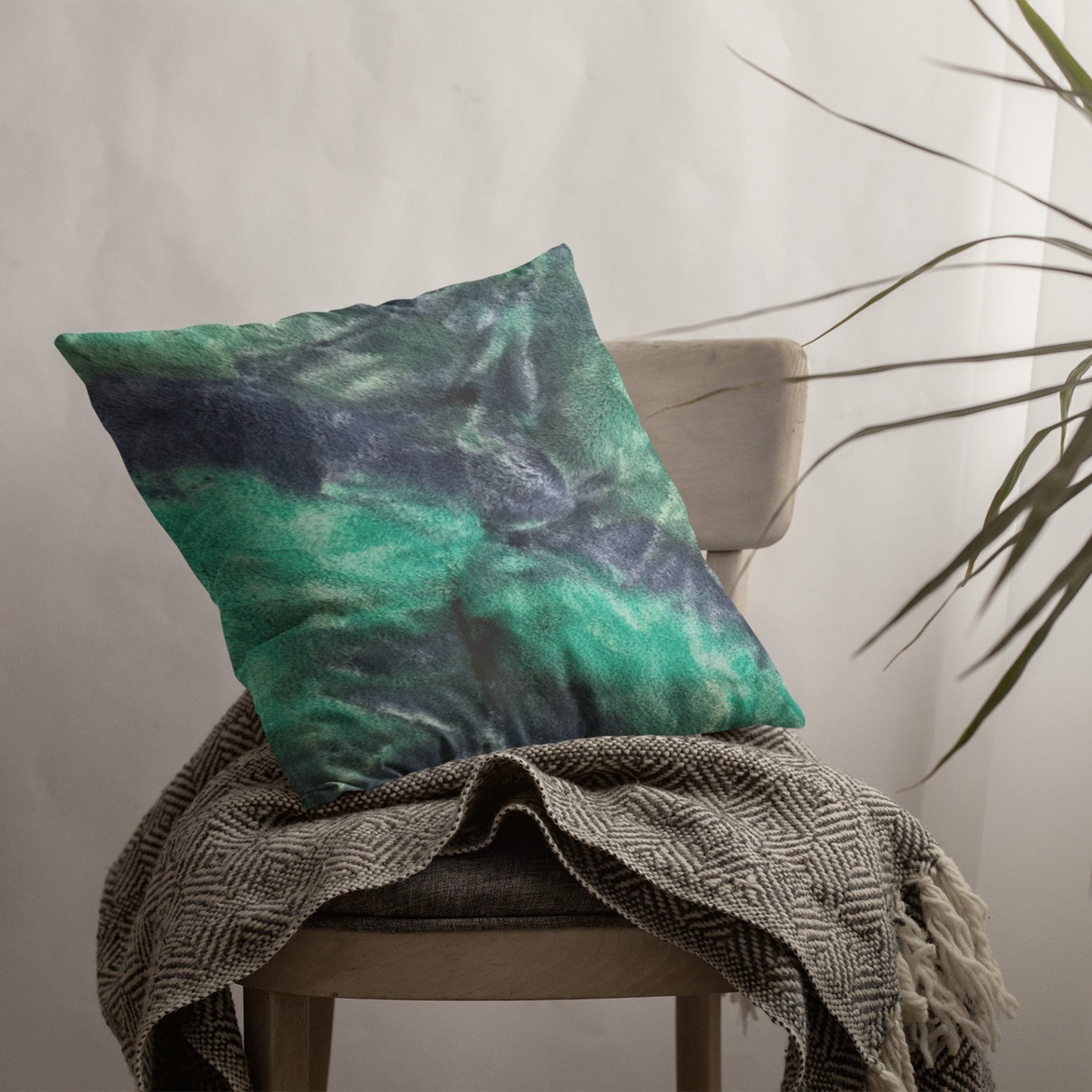 Plutus Green Blue Northern Lights Animal Faux Fur Luxury Throw Pillow