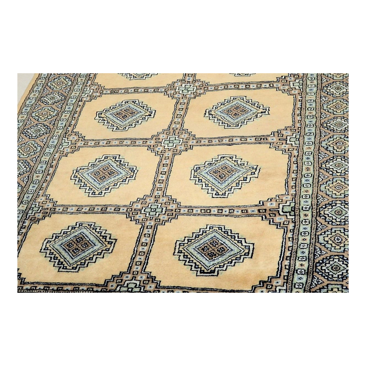 Bukhara Hand Knotted Chalky Indoor Rug