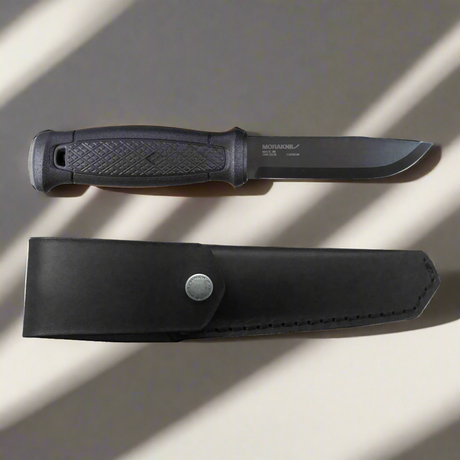 Garberg BlackBlade with Leather Sheath (C)