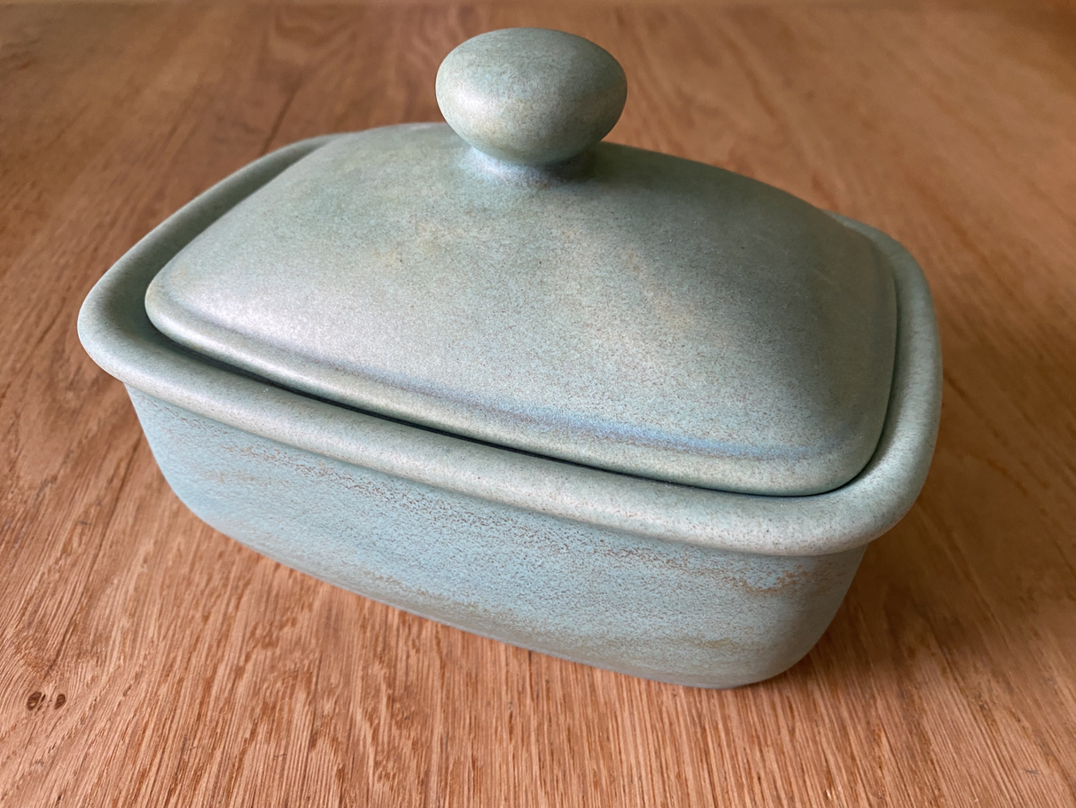 Butter Dish with Lid - Cornish Copper Glaze